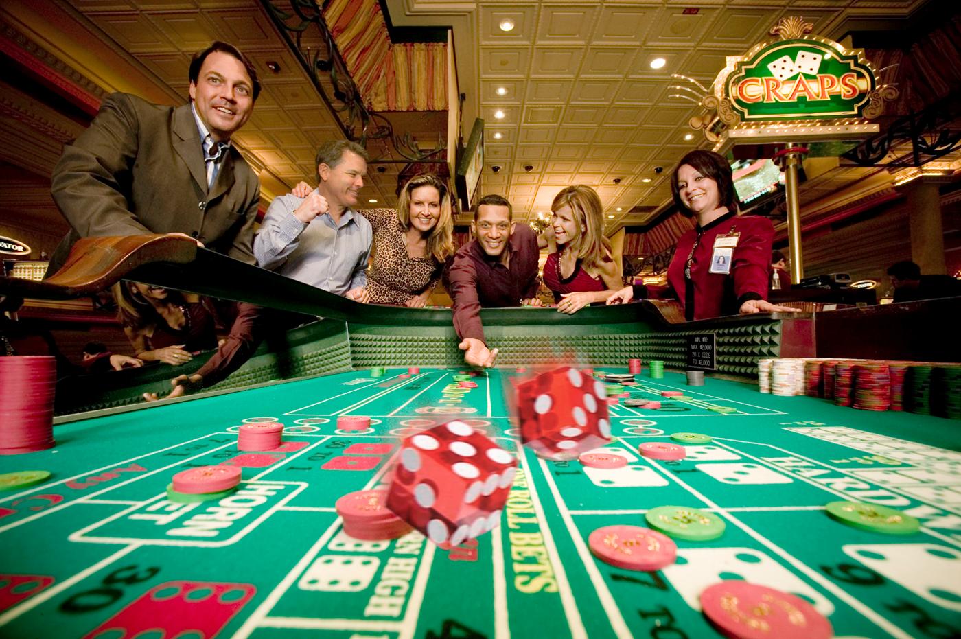 Machine à sous : pourquoi choisir un casino virtuel ?